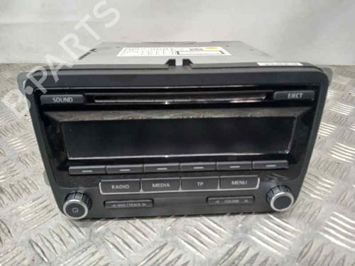 Used Radio VW GOLF VI (5K1) 1.6 TDI (105 hp) 22638430