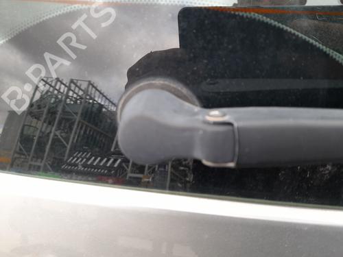 Used Rear wiper motor FORD FIESTA V (JH_, JD_) 1.4 16V (80 hp) 31833543