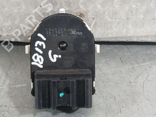 Mirror switch CHEVROLET CRUZE Hatchback (J305) 1.7 D | BP39474602I25 - Image 2