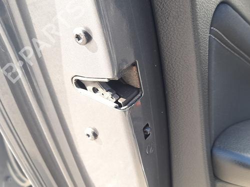 Venstre bagtil lås Venstre bagtil lås BMW 1 (F20) 118 i (136 hp) 34135894 34135894