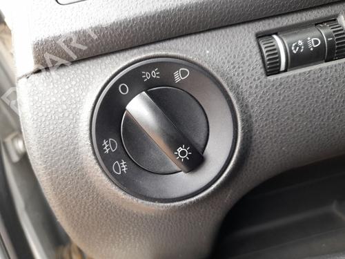 Forlygtekontakt VW POLO IV (9N_, 9A_) 1.4 TDI (75 hp) 30152143