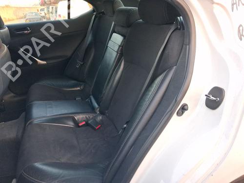 rear-seat-lexus-is-ii-_e2_-2005-2006-2007-2008-2009-2010-2011-2012-2013-37800495 main image