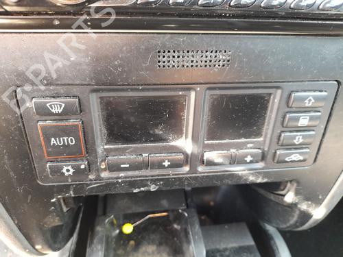 AC Styreenhet / Manøvreringsenhet AUDI A3 (8L1) [1996-2006]  29889567