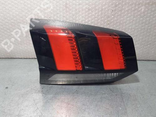 Used Left taillight Left taillight 15683142 15683142