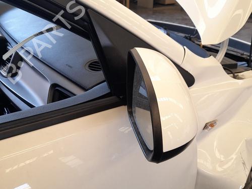 Used Right mirror Right mirror 37218120 37218120