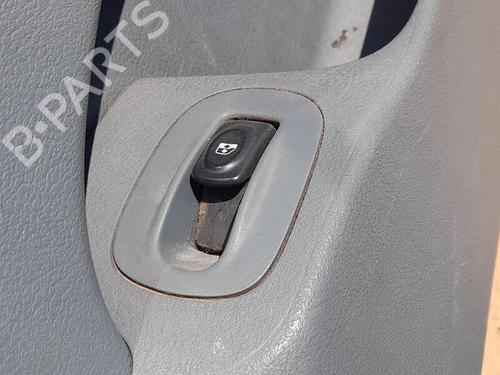 Used Right front window switch RENAULT MEGANE Scenic (JA0/1_) 1.6 e (JA0F) (90 hp) 27324285