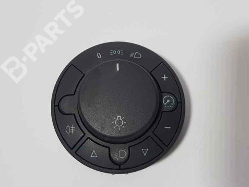 Used Headlight switch OPEL CORSA D (S07) [2006-2015]  8140233