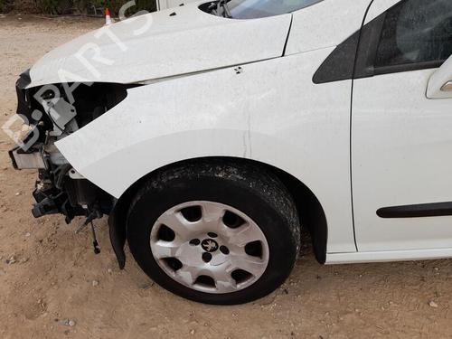 Used Left front fenders PEUGEOT 308 I (4A_, 4C_) 1.6 HDi (109 hp) 29187160