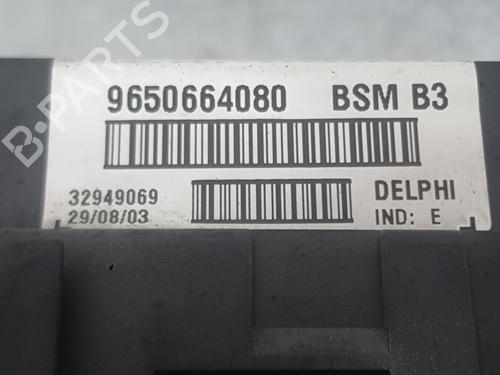 Fuse box PEUGEOT 307 SW (3H) 2.0 HDI 110 | BP36498265E1 - Image 3