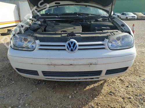 Used Front bumper VW GOLF IV (1J1) 1.9 TDI (90 hp) 24673375
