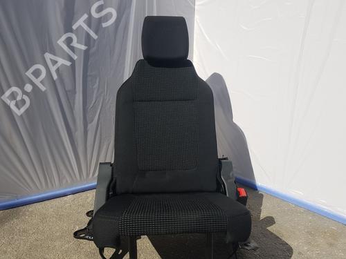 Used Rear seat (3rd row) Rear seat (3rd row) PEUGEOT 5008 II (MC_, MJ_, MR_, M4_) 2.0 BlueHDi 136 (MJAHVW) (136 hp) 33934137 33934137