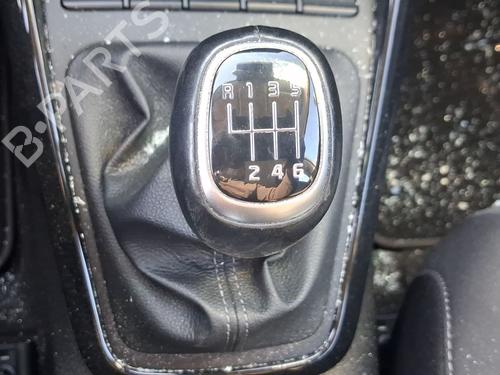 Used Gear lever Gear lever KIA STONIC (YB) 1.0 T-GDi Eco-Dynamics+ (101 hp) 40505383 40505383