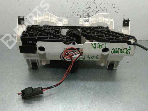 AC Styreenhet / Manøvreringsenhet FIAT PUNTO (188_)  | BP3715420I5 