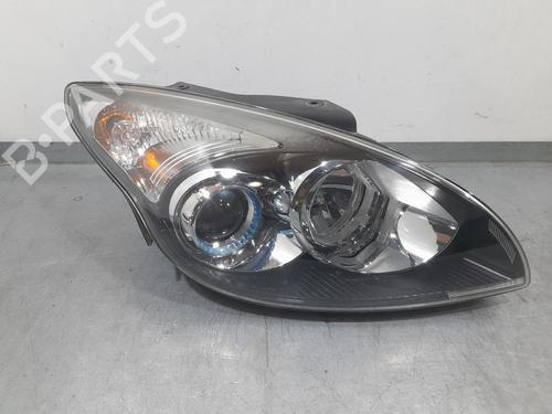 Used Right headlight HYUNDAI i30 (FD) 1.6 CRDi (116 hp) 30081307