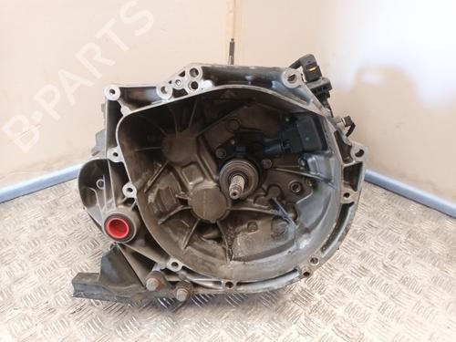 Used Gearbox Gearbox PEUGEOT 5008 (0U_, 0E_) 1.6 HDi (112 hp) 33460460 33460460