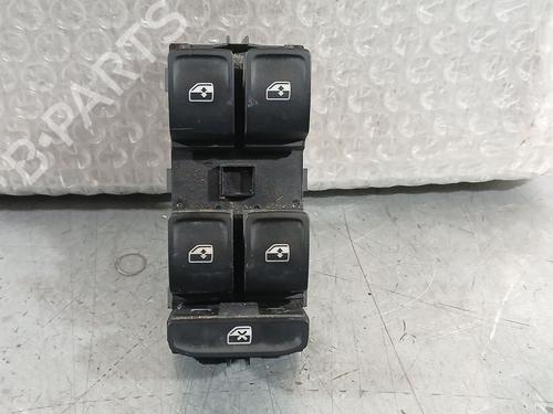 Used Left front window switch Left front window switch SKODA FABIA IV (PJ3) 1.0 TSI (95 hp) 33986400 33986400