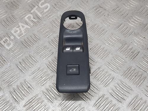 Used Left front window switch CITROËN BERLINGO Box Body/MPV (K9) 1.5 BlueHDi 100 (102 hp) 25203147