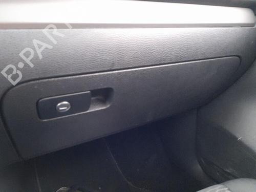 Used Glove box VW GOLF VI (5K1) [2008-2014]  27805643