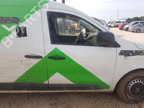 Used Right front door RENAULT EXPRESS Box Body/MPV 1.5 Blue dCi 75 (F6AA) (75 hp) 24892669