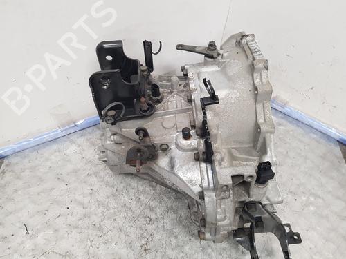 Gearbox KIA CERATO I Hatchback (LD) | BP13617581M3