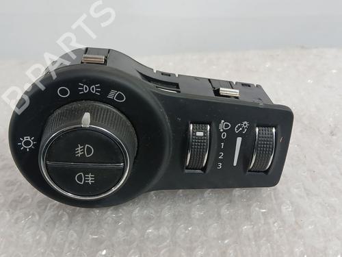 Used Headlight switch Headlight switch FIAT 500X (334_) 1.0 (334.AXN1B) (120 hp) 33467826 33467826