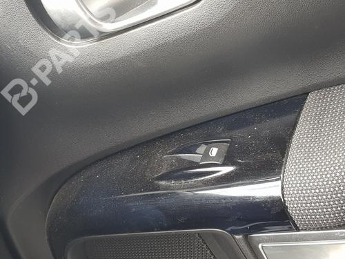 Used Right front window switch Right front window switch CITROËN C4 CACTUS 1.6 HDi 90 (92 hp) 9556241 9556241