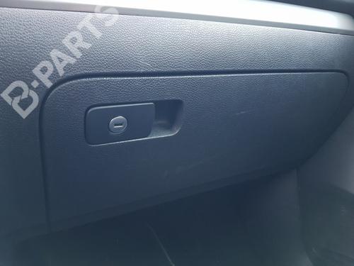 glove-box-vw-golf-vi-5k1-20-tdi-2008-2009-2010-2011-2012-2013-2014-8644025 main image