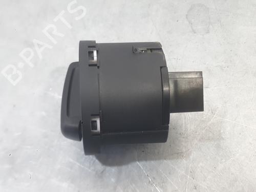 Commande de phare SEAT ATECA (KH7, KHP) 2.0 TDI 4Drive | BP24673990I24 - Image 2
