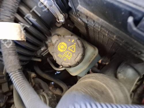 brake-master-cylinder-renault-captur-i-j5_-h5_-2013-38439678 main image