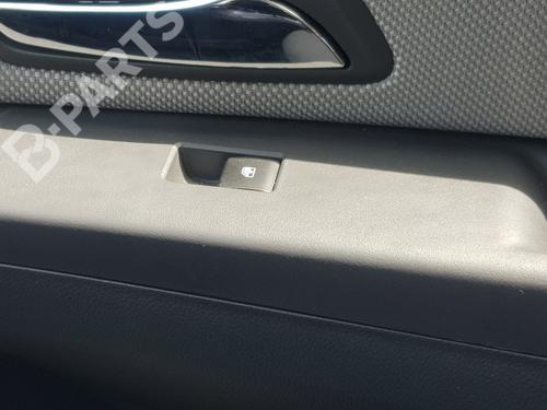 Used Right front window switch Right front window switch CHEVROLET CRUZE (J300) [2009-2026] 10218517 10218517