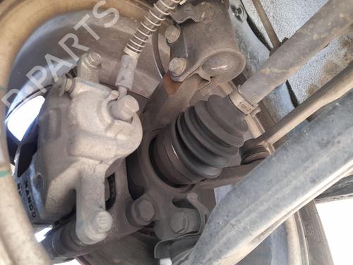 Fusée avant droite MAHINDRA KUV100 (K1) 1.2 VVT (87 hp) 30153993