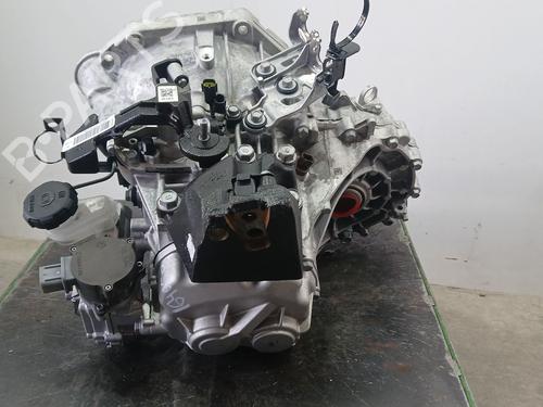 Used Gearbox HYUNDAI i40 I CW (VF) 2.0 GDi (165 hp) 24675607