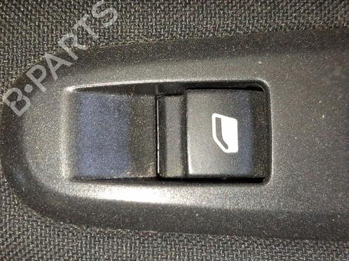 Used Right rear window switch Right rear window switch CITROËN C3 III (SX) 1.6 BlueHDi 75 (75 hp) 40458616 40458616