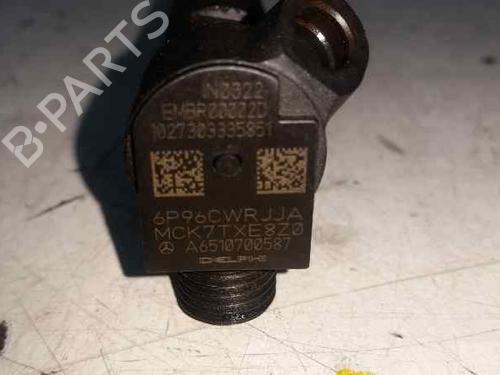 Used Injector MERCEDES-BENZ C-CLASS (W204) C 220 CDI (204.002) (170 hp) 2217376