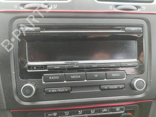 Used Radio VW GOLF VI (5K1) 1.6 TDI (105 hp) 24677083