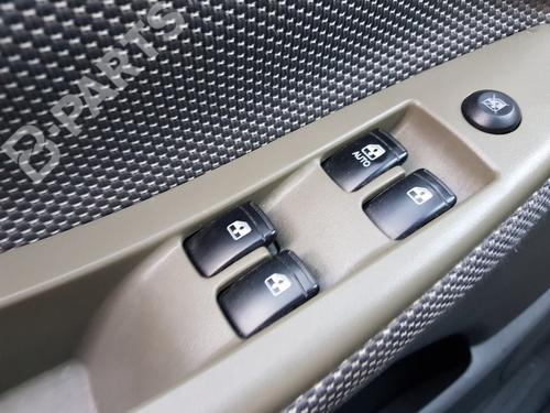 Used Left front window switch Left front window switch CHEVROLET LACETTI (J200) 2.0 D (121 hp) 11179298 11179298