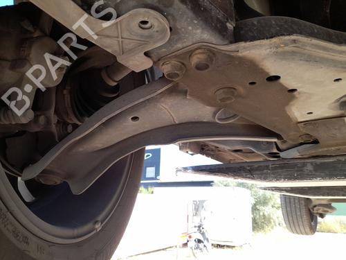 Højre fortil bærearm NISSAN QASHQAI II (J11, J11_) 1.5 dCi (116 hp) 30081202