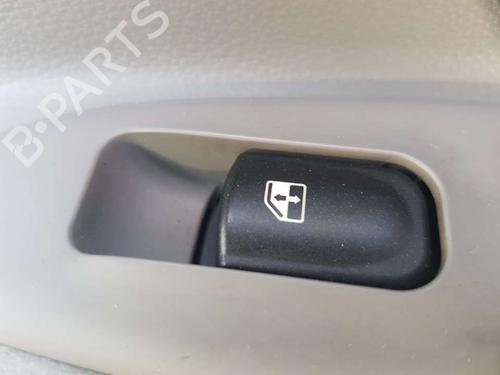 Used Right rear window switch KIA MAGENTIS II (MG) [2005-2011]  18960626