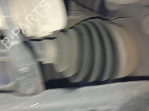 Used Left front driveshaft Left front driveshaft PEUGEOT 208 II (UB_, UP_, UW_, UJ_) 1.2 PureTech 100 (101 hp) 39452717 39452717