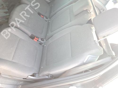 Used Rear seat PEUGEOT 5008 (0U_, 0E_) 1.2 (131 hp) 28732311