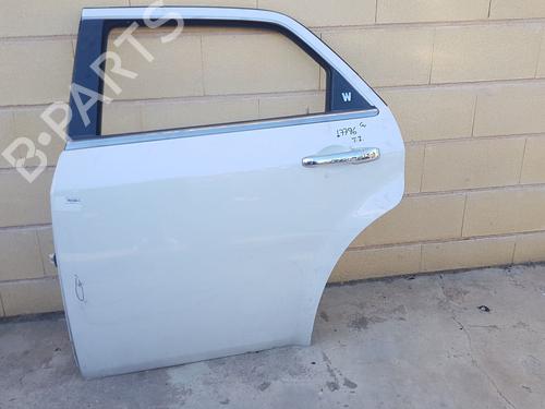 Used Left rear door Left rear door 37217072 37217072