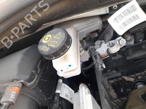 Used Brake master cylinder PEUGEOT 2008 II (UD_, US_, UY_, UJ_, UR_, UC_) 1.5 BlueHDI 100 (102 hp) 30006951