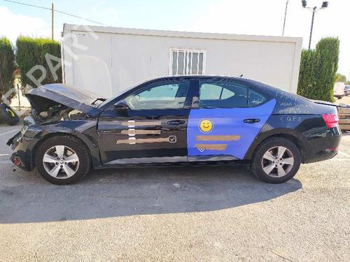 Right front fog light SKODA SUPERB III (3V3) 2.0 TDI | BP8295759C31 