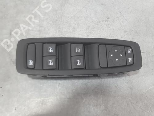 left-front-window-switch-renault-megane-iv-hatchback-b9amn_-2015-38073554 main image