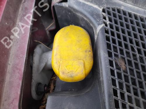 Deposito limpa vidros RENAULT SCÉNIC I MPV (JA0/1_, FA0_) 2.0 16V (JA1B, JA1D, JA0C) (139 hp) 28382819