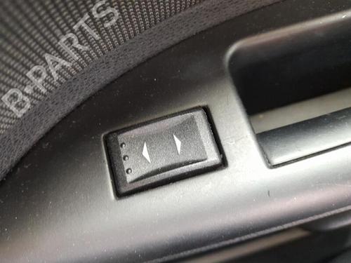 Used Right rear window switch FORD MONDEO III (B5Y) 2.0 TDCi (130 hp) 27151331
