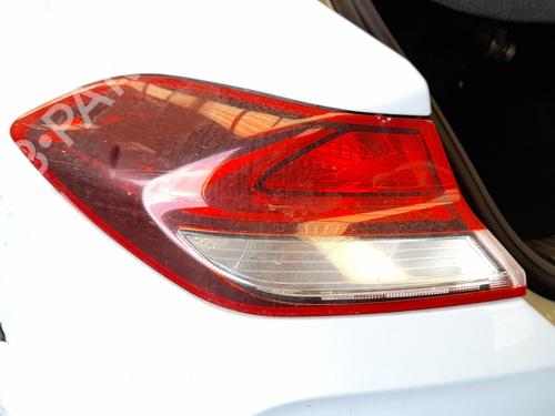 Farolim esquerdo Farolim esquerdo HYUNDAI i30 FASTBACK (PDE, PDEN) 1.0 T-GDI (120 hp) 36498996 36498996