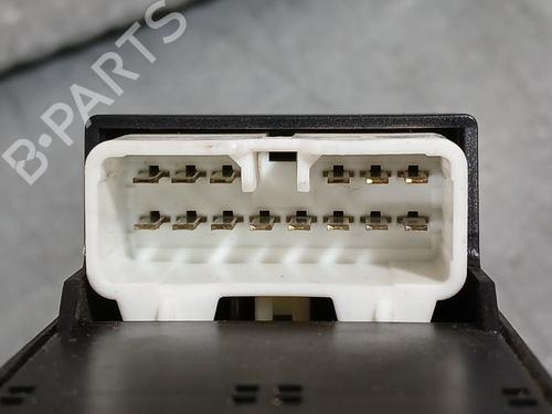 Left front window switch HYUNDAI ACCENT II (LC) 1.3 | BP35769648I27 - Image 3