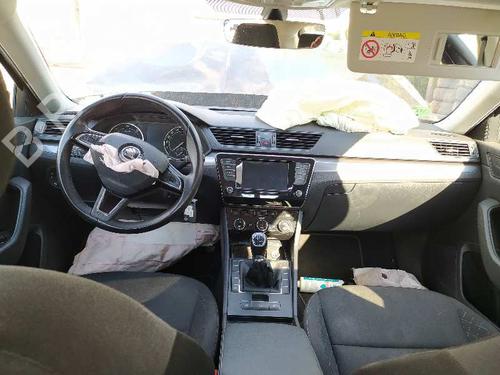 Right front fog light SKODA SUPERB III (3V3) 2.0 TDI | BP8295759C31 