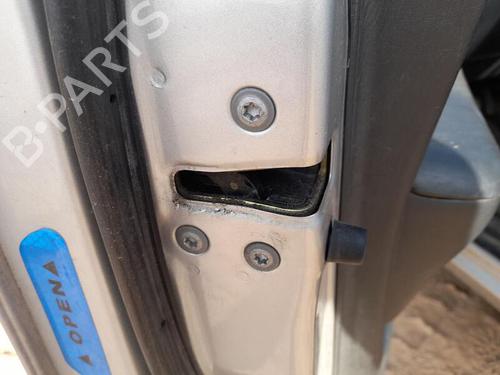 Used Front left lock TOYOTA COROLLA (_E12_) 2.0 D-4D (CDE120_, CDE120R) (90 hp) 26960043